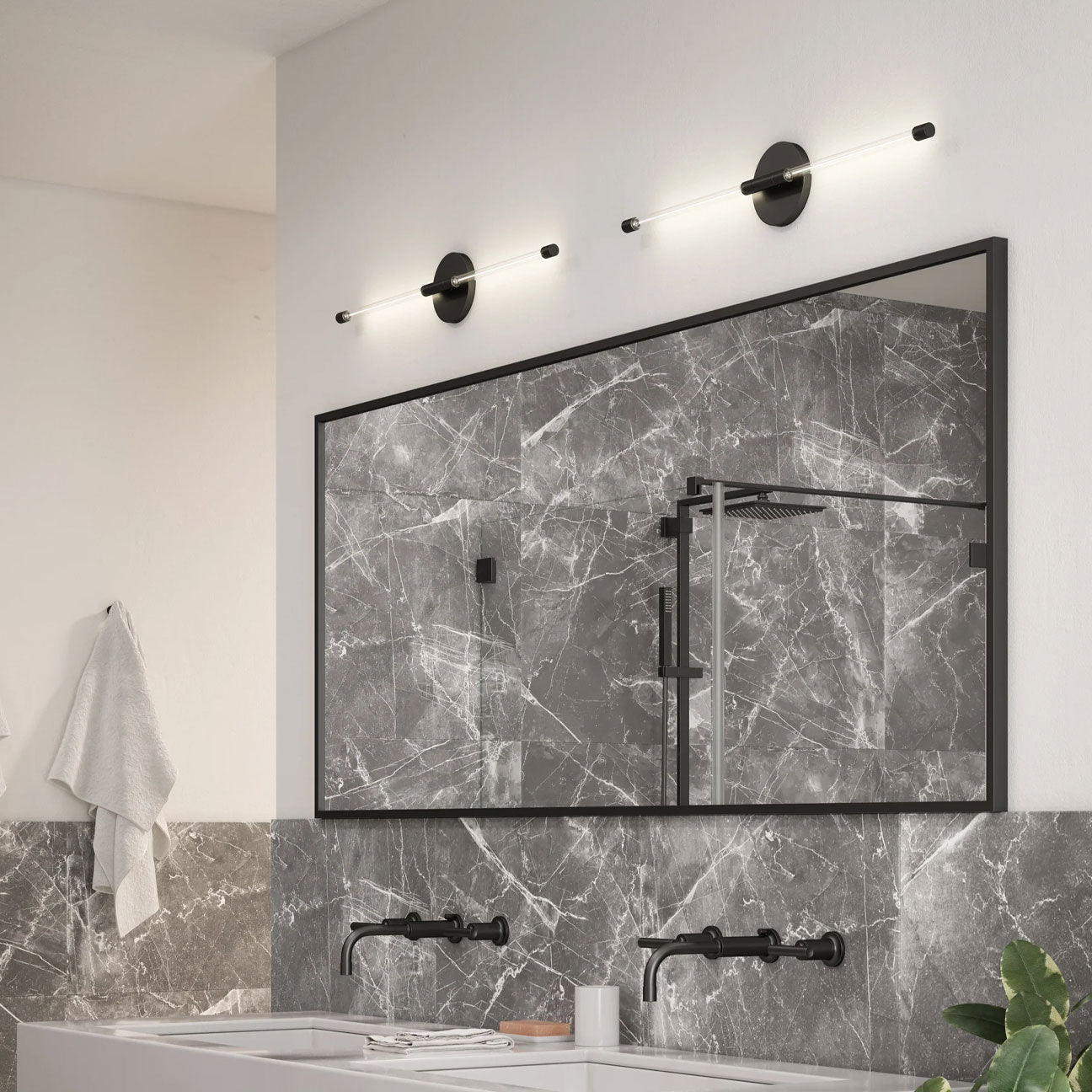 Motif 26-in Wall Sconce
