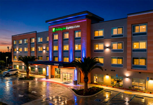 Holiday Inn Express – Hawaiian Gardens, California
