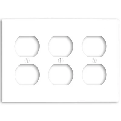 Wall Plate: 3G Duplex Receptacle
