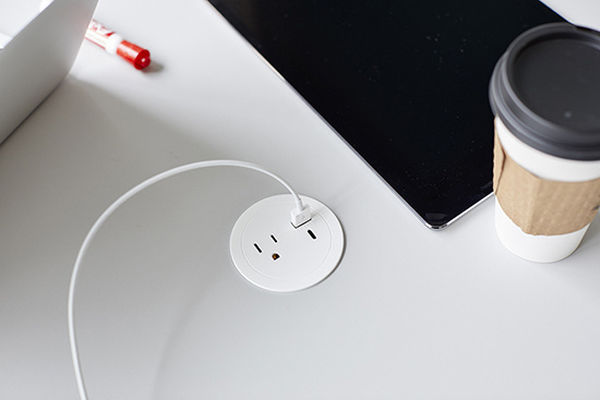 Round FPC - 1 Outlet & USB A/C