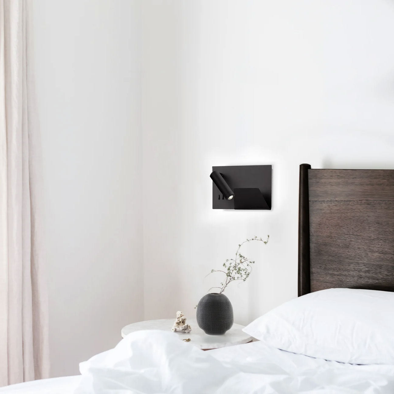 Dorchester 11-in Wall Sconce [R]